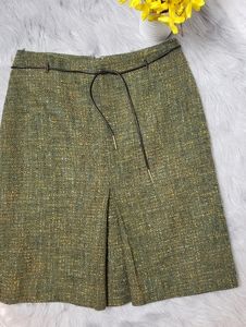 Ann Taylor loft Women's wool Skirt Size 6
